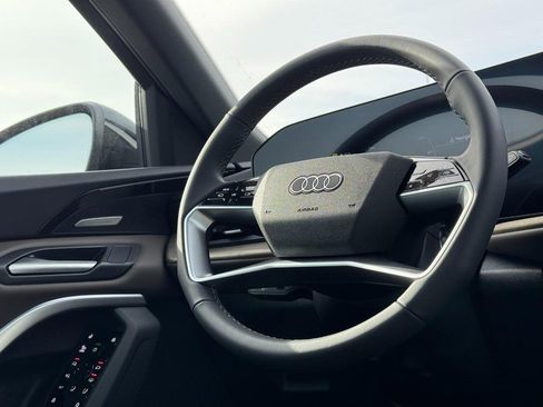New 2025 Audi Q5 Premium Plus image 9