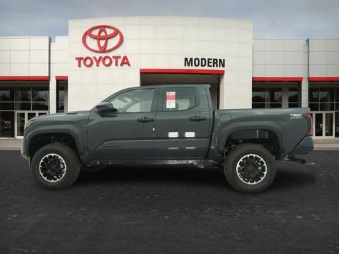 New 2026 Toyota Tacoma TRD Off-Road AWD/4WD image 11
