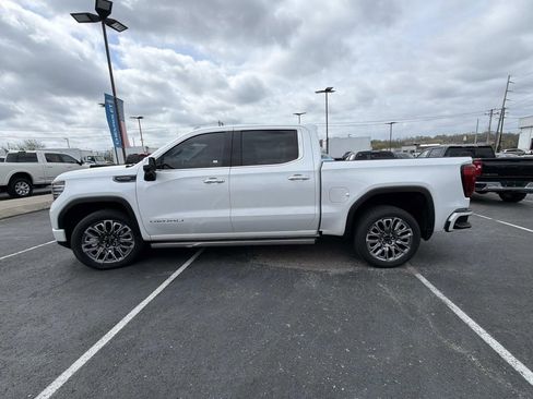 Used 2023 GMC Sierra 1500 Denali Ultimate AWD/4WD image 5