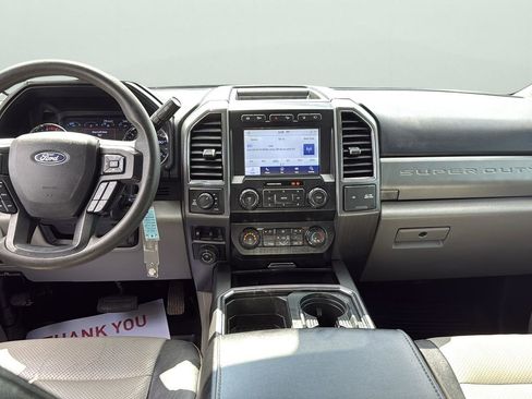 Used 2020 Ford F350 XLT w/ XLT Premium Package image 18
