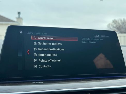 Used 2018 BMW 530e xDrive image 40