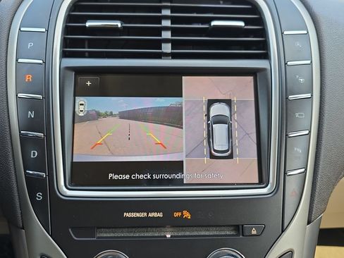 Used 2020 Lincoln Nautilus Reserve FWD image 23