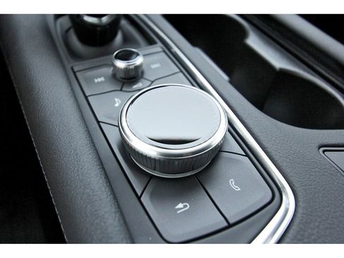 New 2025 Cadillac XT6 Sport w/ LPO, Onyx Lite Package image 21