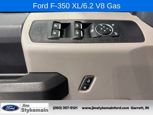 Used 2022 Ford F350 XL w/ Power Equipment Group AWD/4WD image 17