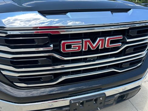 Used 2023 GMC Sierra 1500 SLT w/ SLT Premium Plus Package AWD/4WD image 8
