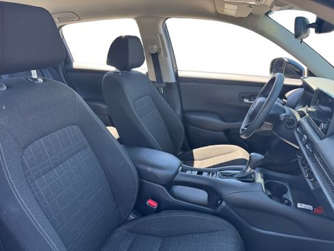 Used 2023 Honda HR-V LX image 15