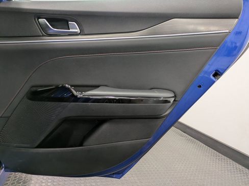 Used 2023 Kia K5 GT image 25