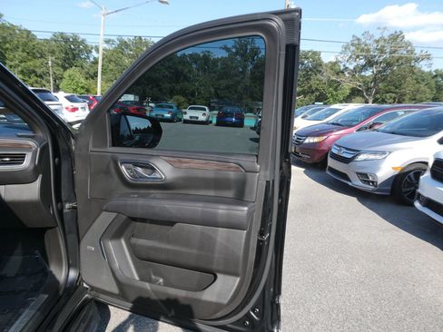 Used 2021 Chevrolet Tahoe LT AWD/4WD image 23