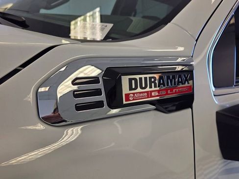 New 2026 GMC Sierra 3500 SLT w/ SLT Premium Package image 20