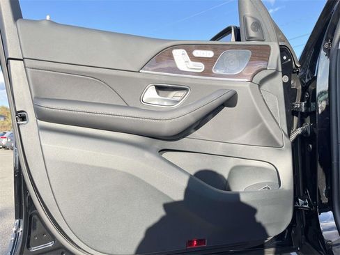 New 2026 Mercedes-Benz GLE 450 4MATIC image 11