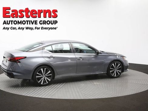 Used 2022 Nissan Altima 2.5 SR FWD image 42
