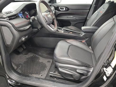 Used 2024 Jeep Compass Trailhawk image 25