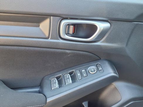 Used 2023 Honda Civic Sport image 13