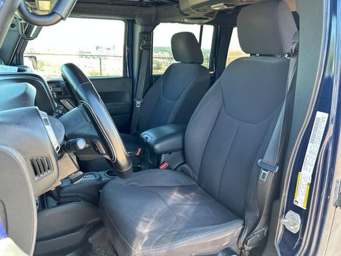 Used 2013 Jeep Wrangler Unlimited Sport AWD/4WD image 12