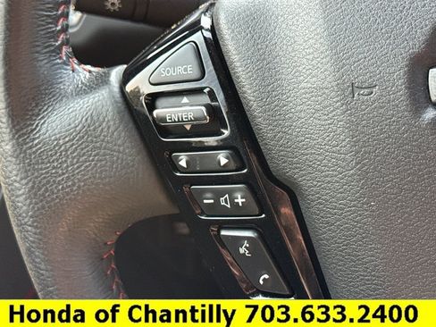Used 2022 Nissan Frontier PRO-4X w/ Technology Package AWD/4WD image 13