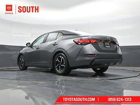 Used 2024 Nissan Sentra SV FWD image 40