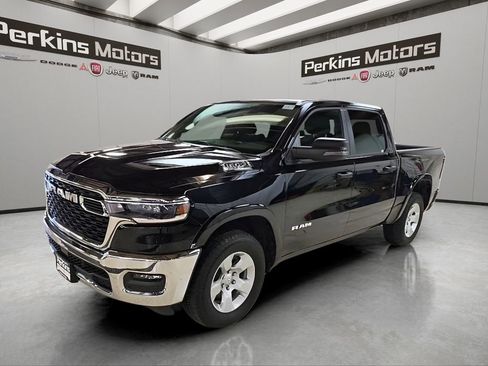 Certified 2025 RAM 1500 Big Horn AWD/4WD image 1
