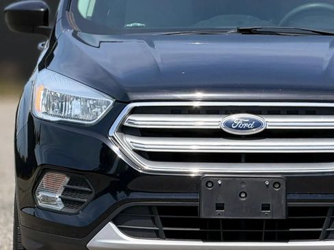 Used 2017 Ford Escape SE AWD/4WD image 11