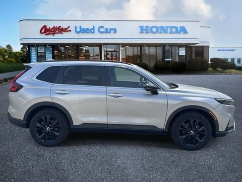 Used 2023 Honda CR-V Sport Touring image 6