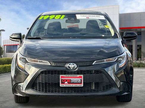 Certified 2022 Toyota Corolla LE image 11