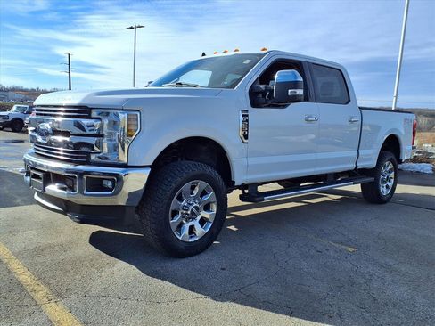 Used 2019 Ford F250 Lariat w/ Lariat Ultimate Package image 5