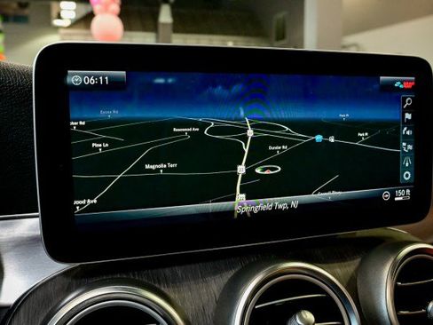 Used 2019 Mercedes-Benz C 300 4MATIC Cabriolet w/ Multimedia Package image 37