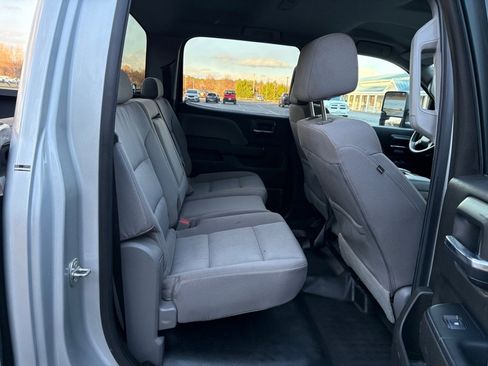 Used 2019 Chevrolet Silverado 2500 W/T image 9