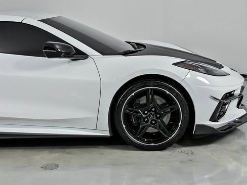 Used 2020 Chevrolet Corvette Stingray Preferred Cpe w/ 2LT Preferred Equipment Group image 15