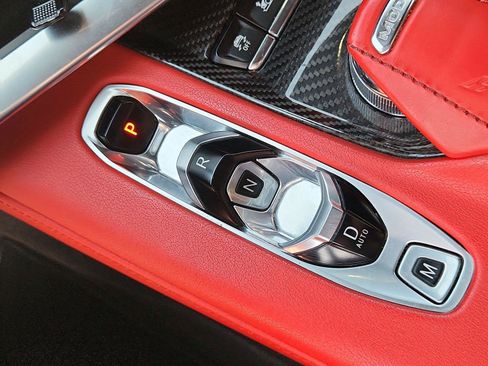 Used 2022 Chevrolet Corvette Stingray Preferred Cpe w/ Z51 Performance Package RWD image 16