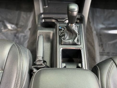 Used 2019 Toyota Tacoma TRD Off-Road image 46