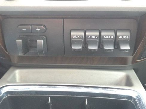 Used 2015 Ford F350 Lariat w/ Lariat Ultimate Package image 30