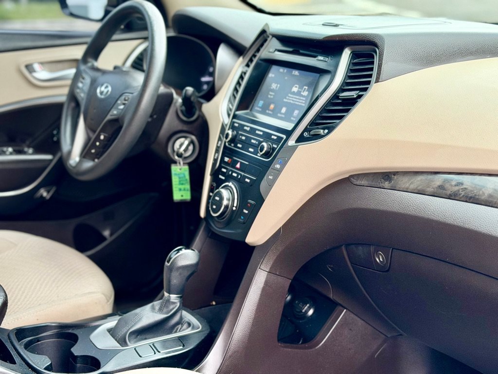 Used 2017 Hyundai Santa Fe Sport AWD/4WD image 22