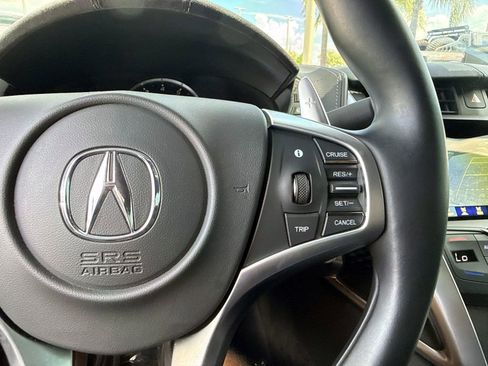 Used 2017 Acura NSX AWD/4WD image 29