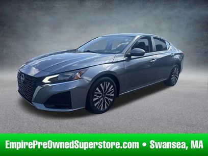 Used 2023 Nissan Altima 2.5 SV