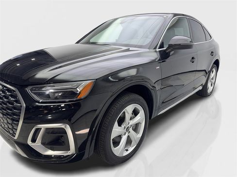 Used 2023 Audi Q5 2.0T Premium image 11