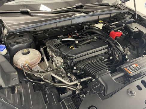 Used 2024 Lincoln Nautilus Premier w/ Equipment Group 102A image 34