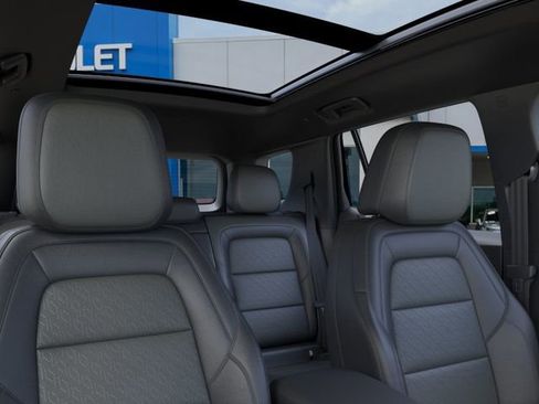 New 2026 Chevrolet Equinox LT w/ Convenience Package II FWD image 24