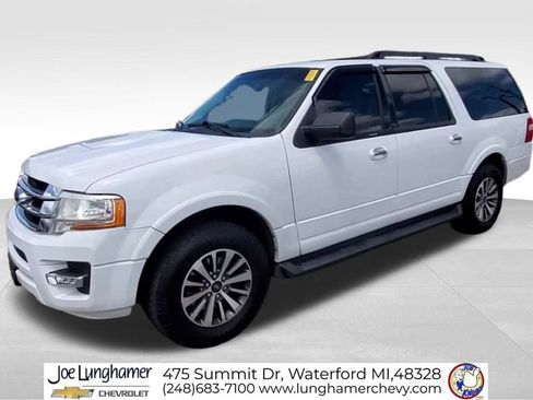 Used 2017 Ford Expedition EL XLT w/ Equipment Group 202A AWD/4WD image 4