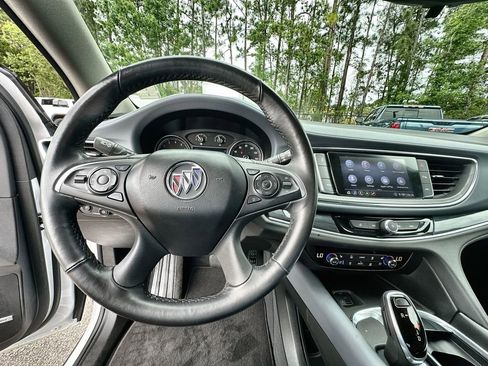 Certified 2020 Buick Enclave Premium w/ Surround and Sites Package FWD image 11