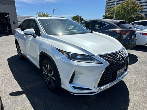 Used 2022 Lexus RX 350L Premium w/ Premium Package AWD/4WD image 2