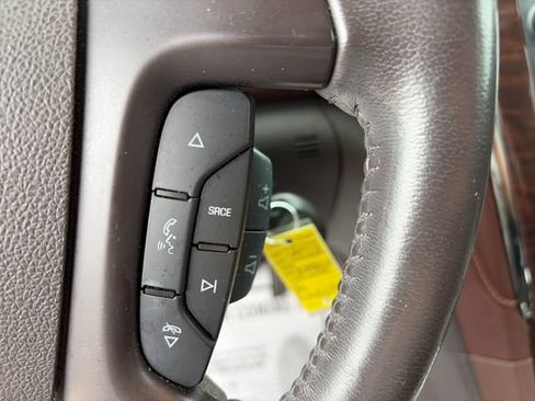 Used 2014 Buick Enclave Leather FWD image 11