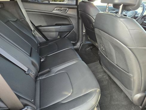 Used 2023 Kia Sportage EX FWD image 28