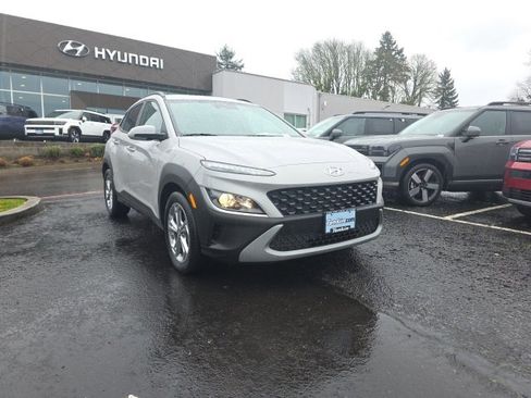 Used 2023 Hyundai Kona SEL w/ Cargo Package image 2