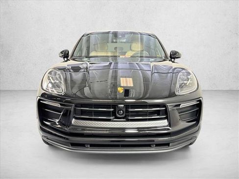 New 2026 Porsche Macan AWD/4WD image 6
