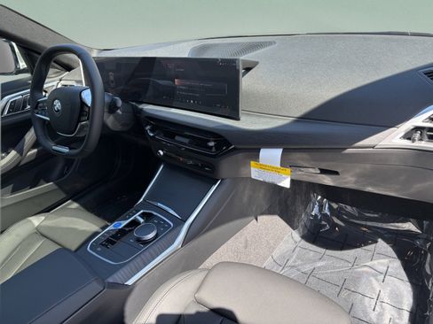 Used 2026 BMW i4 eDrive40 w/ Parking Assistance Package RWD image 22