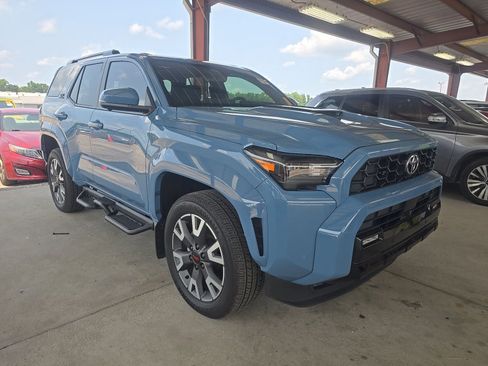 Used 2025 Toyota 4Runner TRD Sport Premium RWD image 5