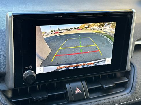 Used 2024 Toyota RAV4 XLE image 22