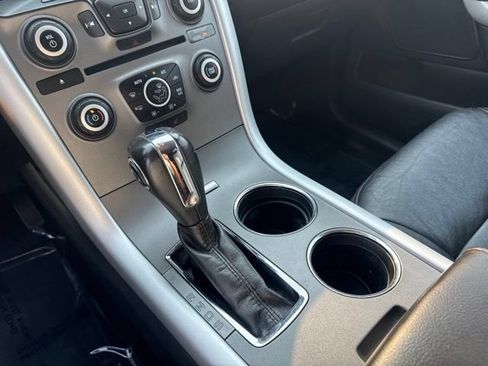 Used 2014 Ford Edge SEL w/ Equipment Group 204A AWD/4WD image 12