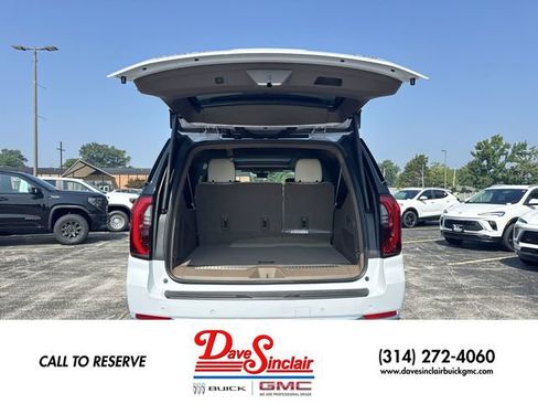 New 2026 GMC Yukon XL Denali w/ Denali Reserve Package AWD/4WD image 25
