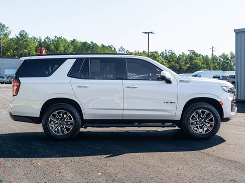 Used 2024 Chevrolet Tahoe Z71 AWD/4WD image 8